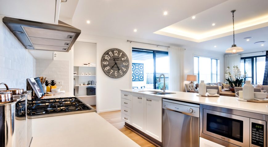 What to Prioritize When Choosing a Kitchen or Bathroom Renovation Contractor